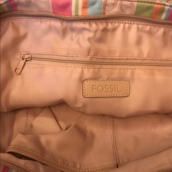 Fossil Women's Large Tote - Picture 4 of 7